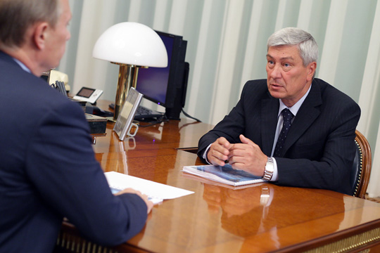 Yuri Chikhanchin, the head of Rosfinmonitoring, at a meeting with Russian President Vladimir Putin.