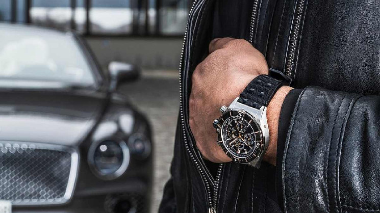 Теперь люксовые швейцарские часы Breitling можно купить за биткоины