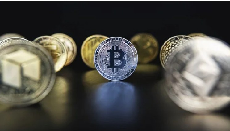 Будет ли великий бычий начнут в биткойнах (BTC) и Altcoins, или пик был замечен? Аналитик ответил!