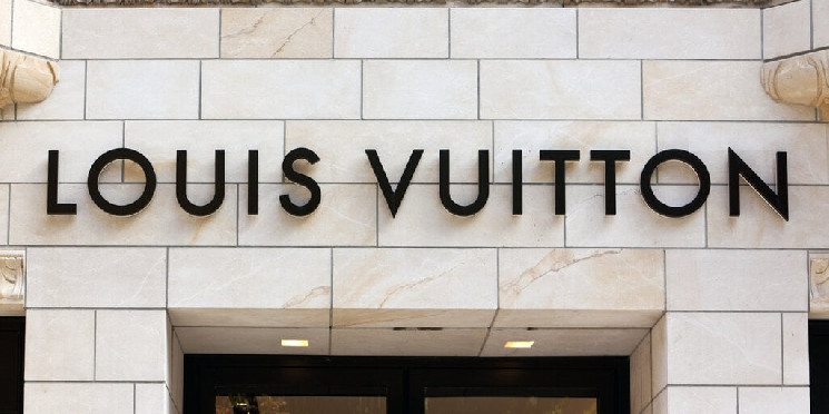 Louis Vuitton Announces Exclusive $41,000 Treasure Trunks NFTs