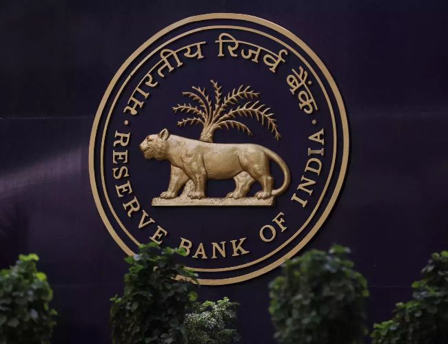 L’Inde va élargir la distribution de la roupie électronique au-delà des banques pour stimuler l’utilisation au détail, selon la Cenbank