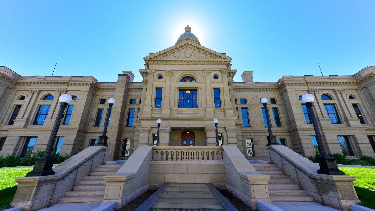 Вайоминг проверяет мгновенные платежи с государственной стаблекой на основе лавины Hashfire