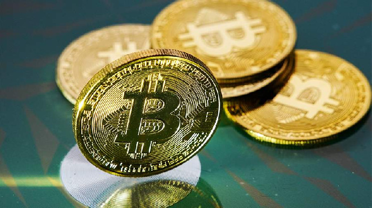 Эксперт не исключил роста биткоина до $100 тыс. до конца года Эксперт не исключил роста биткоина до $100 тыс. до конца года