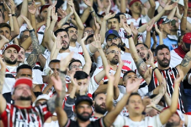 Бразильский футбольный клуб «Сан-Паулу» позволяет болельщикам покупать билеты за биткойны и криптовалюту
