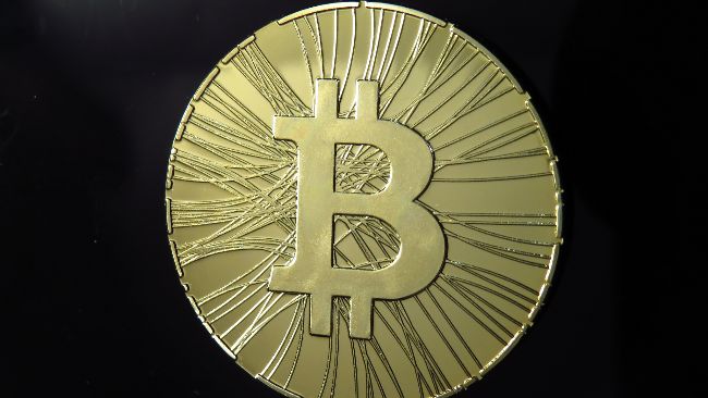 Bluebird Gold Mining Company охватывает биткойн в смелом сдвиге от традиций, акции взлетели 60%