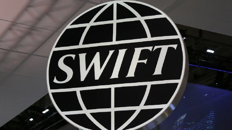Партнерство XRP и SWIFT? Что известно и почему рынок снова обсуждает слухи