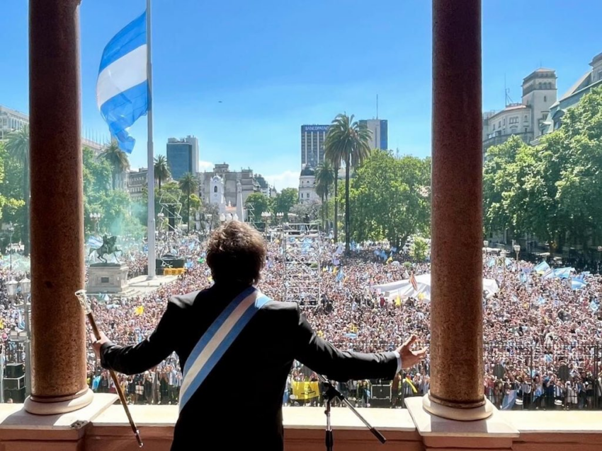 Javier Milei übernimmt das Amt des argentinischen Präsidenten