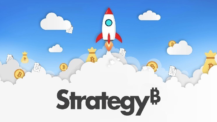 Strategy в шаге от S&P 500: все зависит от биткоина