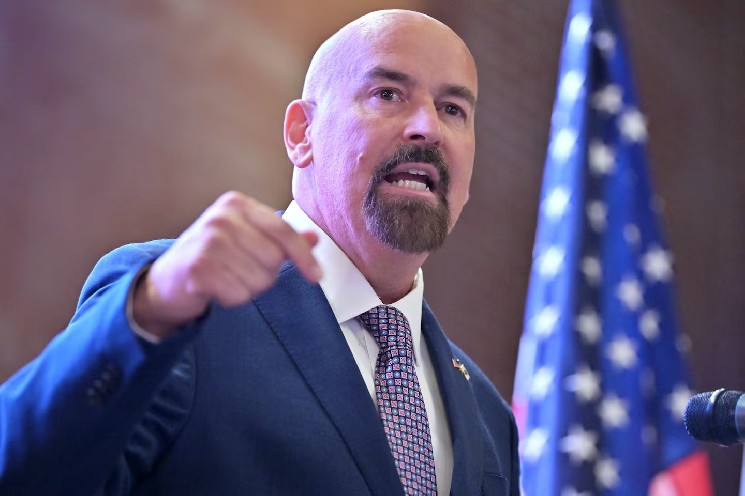 Адвокат Джон Дитон рассказал о своей доле в XRP на фоне дебатов о Биткоине Адвокат Джон Дитон рассказал о своей доле в XRP на фоне дебатов о Биткоине