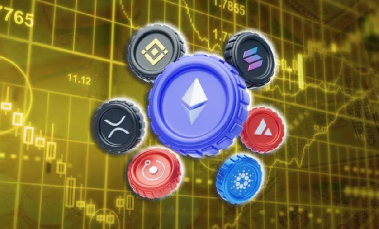 Трейдер предсказал начало «сезона альткоинов» Трейдер предсказал начало «сезона альткоинов»