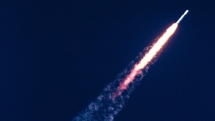 XMR Rockets Monero 40%, как xrp лидирует в крипто -майорах.