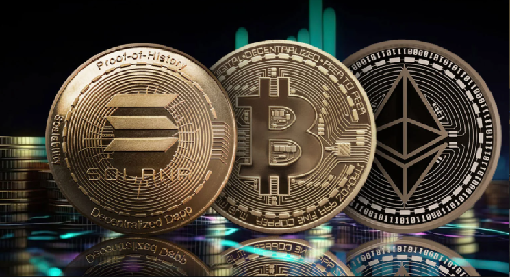 Рост замедлился, но покупки продолжаются: заметная активность на рынках Bitcoin, Ethereum и Solana! Вот подробности