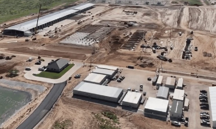 Galaxy Digital привлекла кредит Deutsche Bank на $1,4 млрд под 9% годовых для перепрофилирования майнингового центра Helios под ИИ-инфраструктуру Galaxy Digital привлекла кредит Deutsche Bank на $1,4 млрд под 9% годовых для перепрофилирования майнингового центра Helios под ИИ-инфраструктуру