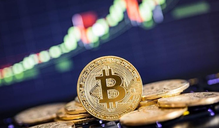 Bitcoin Price Prediction: RSI Weakness Signals Risk