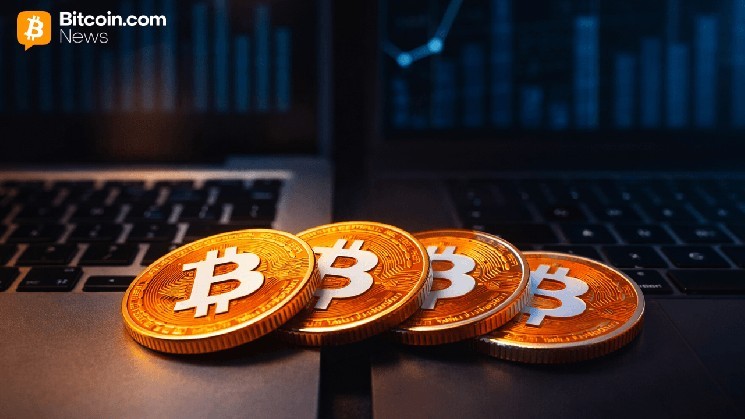 Bitcoin Holds Support Near $68K, but Technical Pressure Builds Across Timeframes