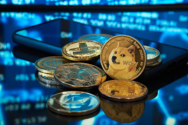 Биткойн падает, эфир растет, Dogecoin взлетает после смены значка Twitter