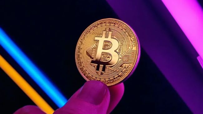 Биткойн готовится к митинге, поскольку геополитическая напряженность легко и инфляционные ожидания падают