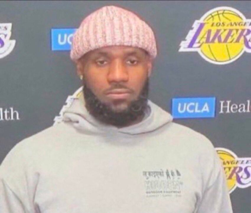 LeBron James pinke Mütze