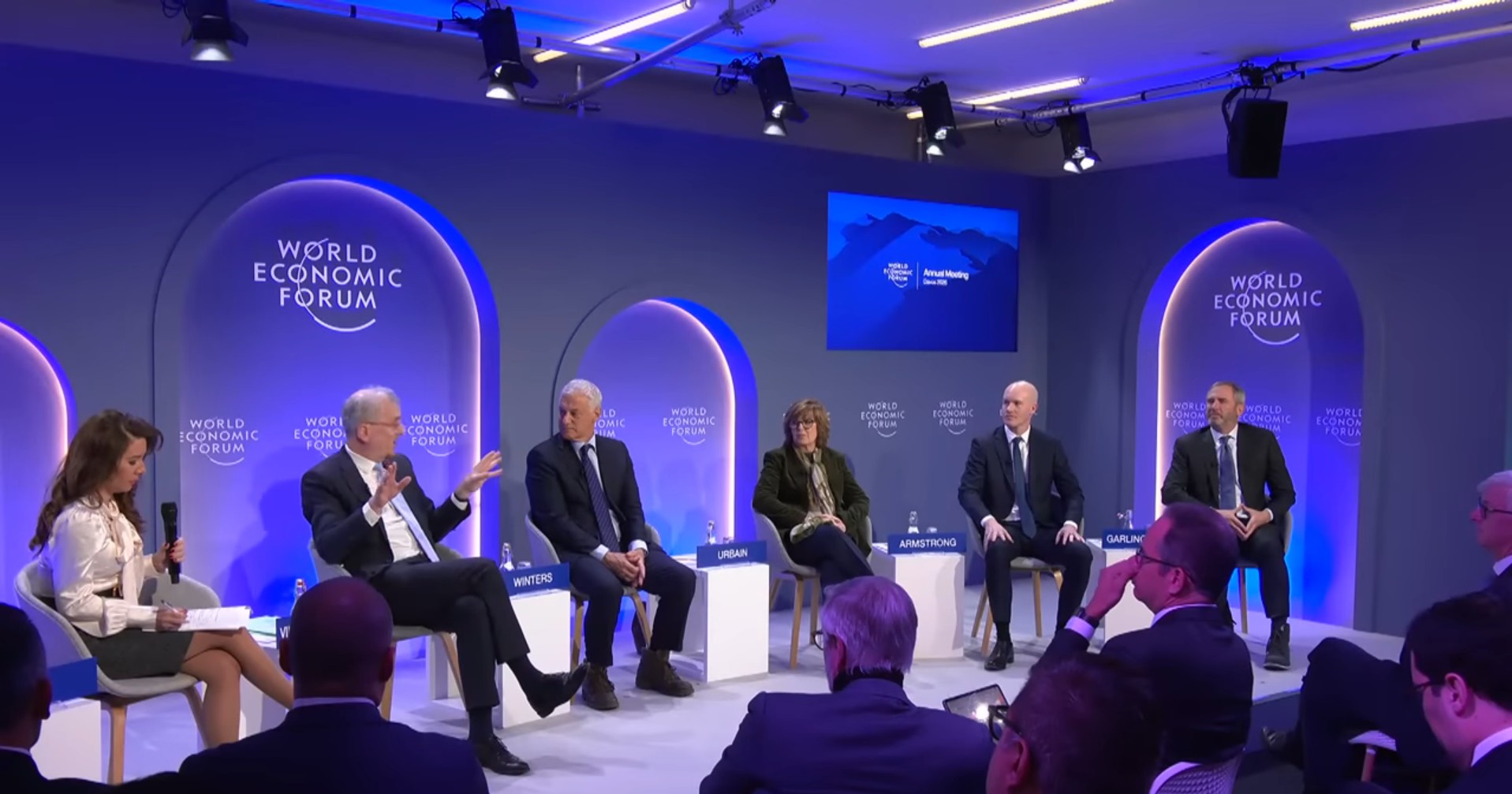 Coinbase, Cryptocurrencies, Donald Trump, World Economic Forum, Davos, Binance, Stablecoin, Tokenization, Features