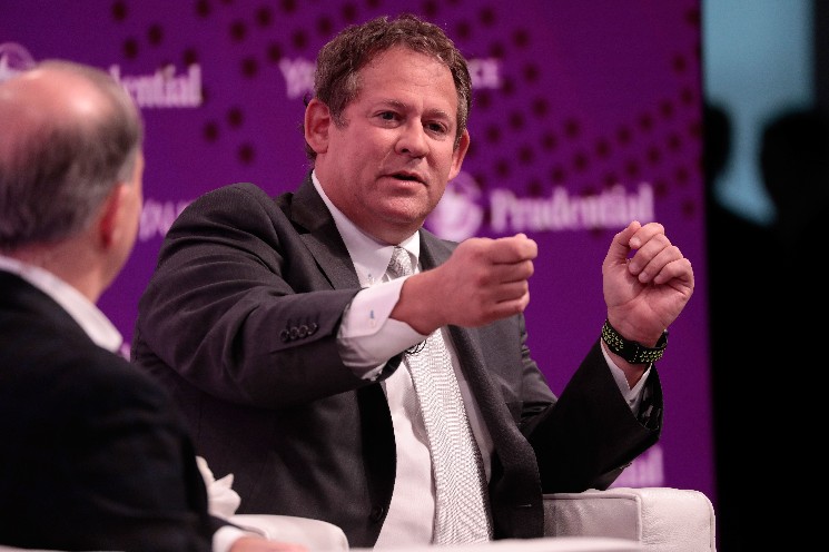 Top Wall Street minds see AI rotation ahead as bitcoin seeks role in new cycle