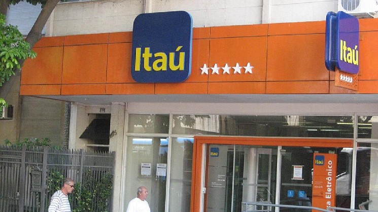 Brazil’s largest lender becomes first bank to formalize crypto ...