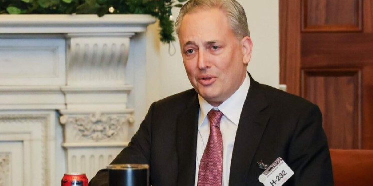 ИИ и крипто -царь Дэвид Сакс говорит, что США могут купить больше биткойнов