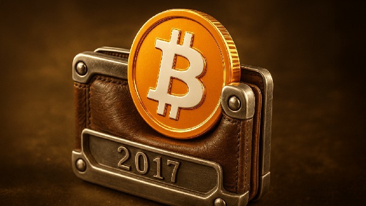 Дерьезный биткойн с 2017 года переживает после 8 лет молчания - 801 BTC только что переехал через 72 часа