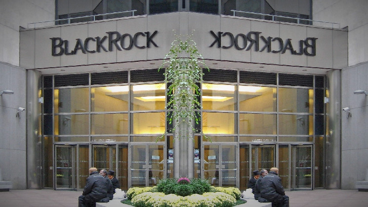 BlackRock видит, что суверенные фонды благосостояния и пенсии перейдут в биткойн-ETF