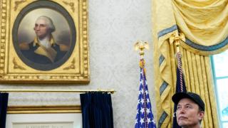 Elon Musk otea el horizonte en su último día en la Casa Blanca.