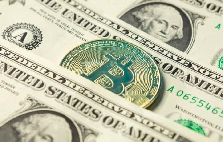 Economist taunts Bitcoin replacing fiat is like ‘a sideshow in Las Vegas’