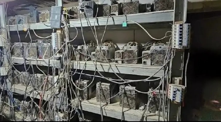 Двое российских майнеров обустроили нелегальную криптоферму в гараже