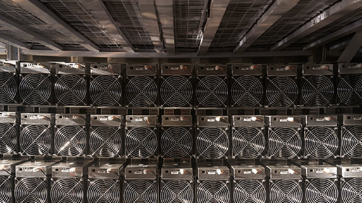 Au milieu des changements dans l’économie minière de Bitcoin, des réductions importantes apparaissent pour les anciennes plates-formes ASIC
