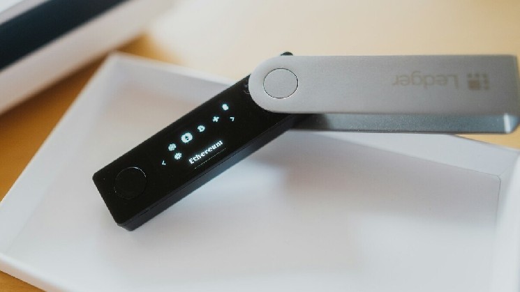 Kentucky Crypto Bill Sparks Outrage as Hardware Wallet Clause ‘Threatens Self-Custody’