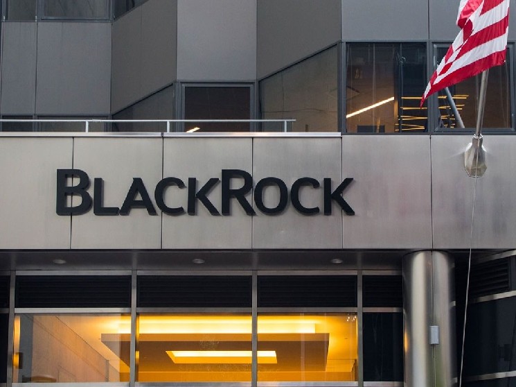 BlackRock Ishares Bitcoin ETF поднимается за 700 тыс. BTC в рекордном пробеже BlackRock Ishares Bitcoin ETF поднимается за 700 тыс. BTC в рекордном пробеже