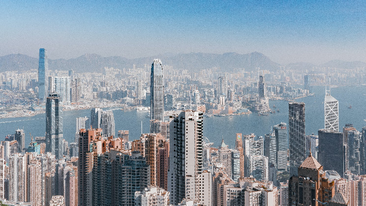 Гонконгские биткойн- и Ether-ETF дебютировали мягко