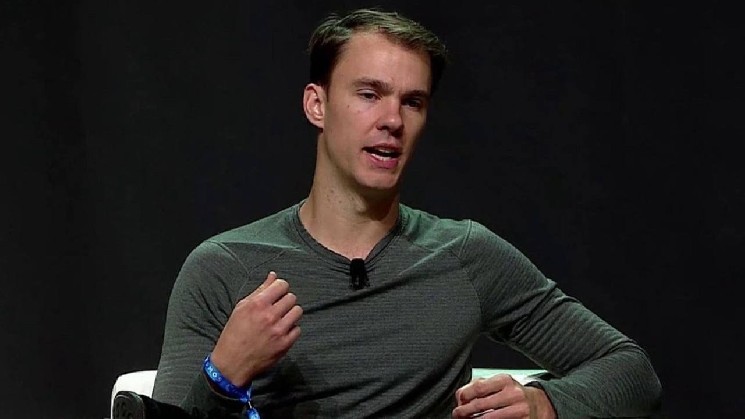 Соучредитель Coinbase Fred Ehrsam приносит 100 миллионов долларов США для стартапа интерфейса мозга