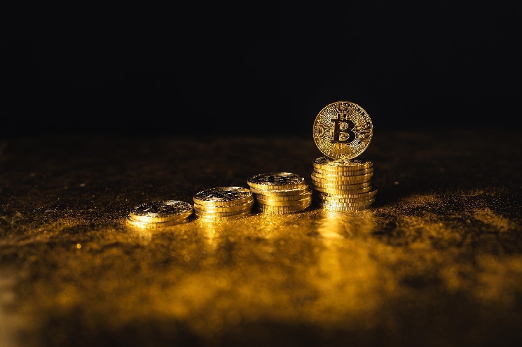 Bitcoin (BTC) Vs IShares Bitcoin Trust ETF (IBIT): Better Buy?