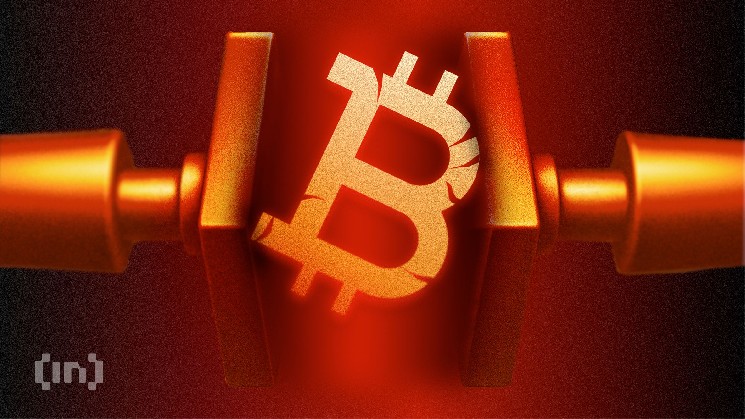 One Selling Pattern Reveals the Next Major Bitcoin Price Risk of 2026