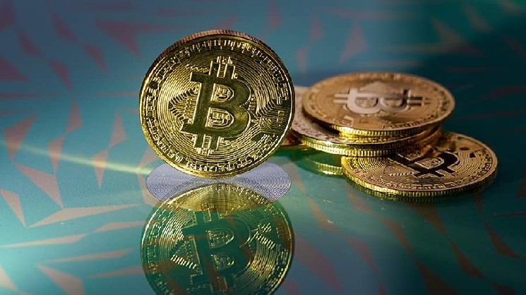 Эксперт заявил о коррекционной фазе котировок биткоинов после пика в $123 тыс. Эксперт заявил о коррекционной фазе котировок биткоинов после пика в $123 тыс.